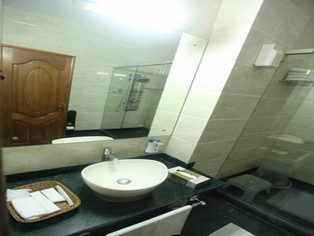 Modi Hotel & Resorts Pinjaur Zimmer foto